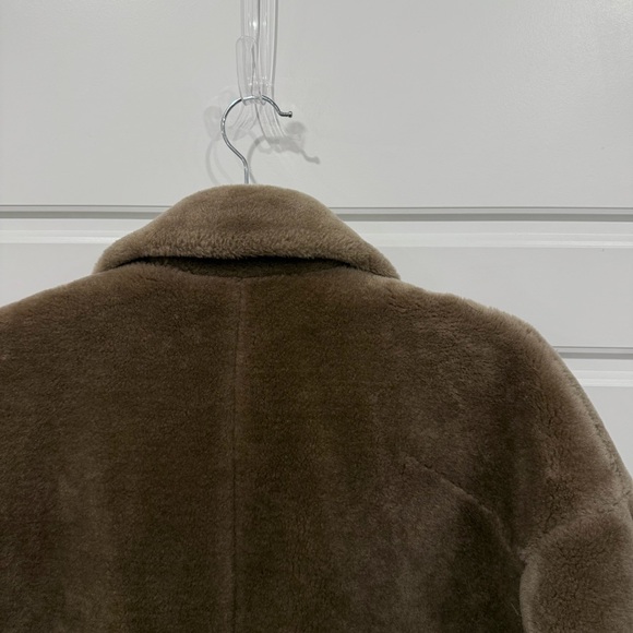 ZARA Cozy Brown Teddy Jacket Size XS | Tan Faux Fur Jacket | Excellent Condition - Picture 6 of 8
